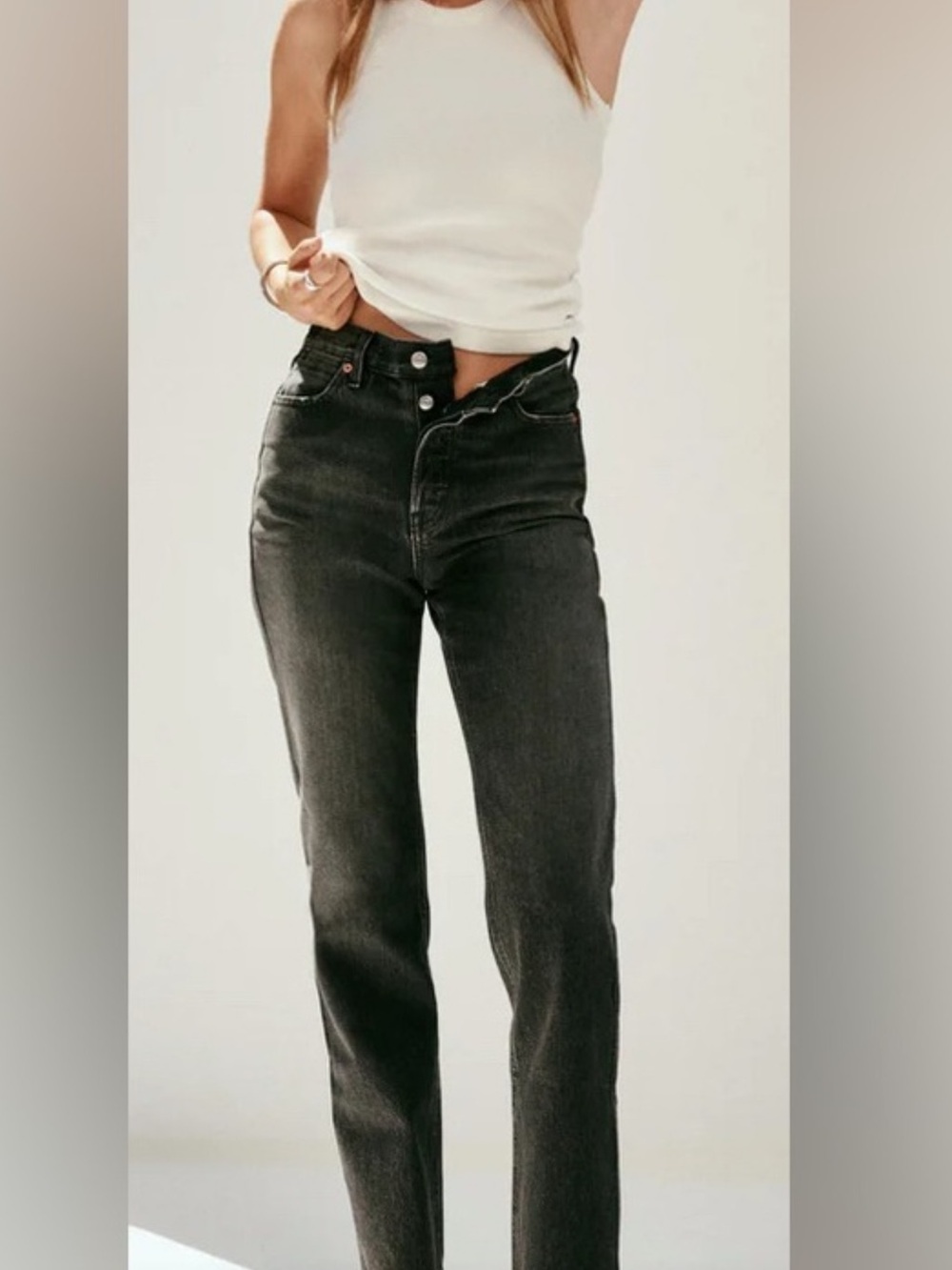 High-Rise Straight Leg Jeans in Washed Black